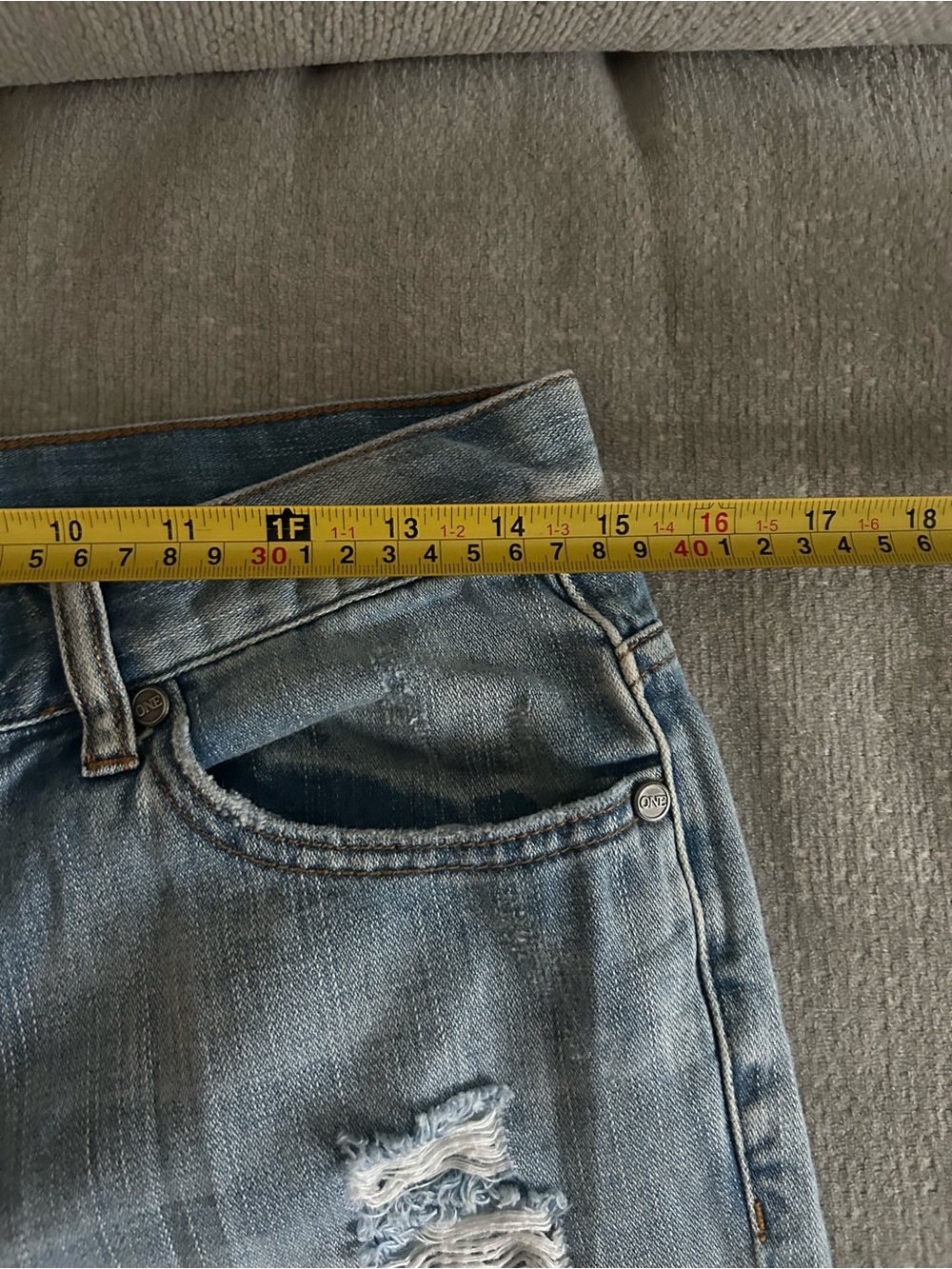 One Teaspoon Jeans Awesome Baggies in Hendrixe Distressed Size 27 Raw Hem - Picture 6 of 10